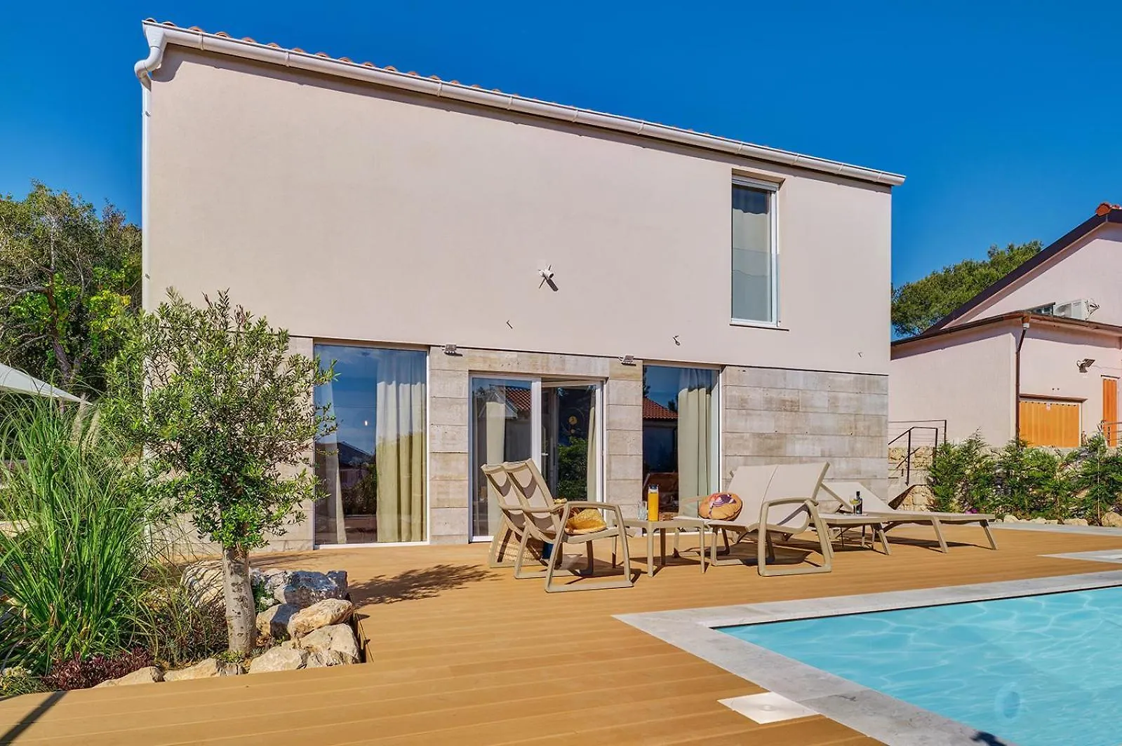 Villa Rita Artatore Мали-Лошинь 0*,