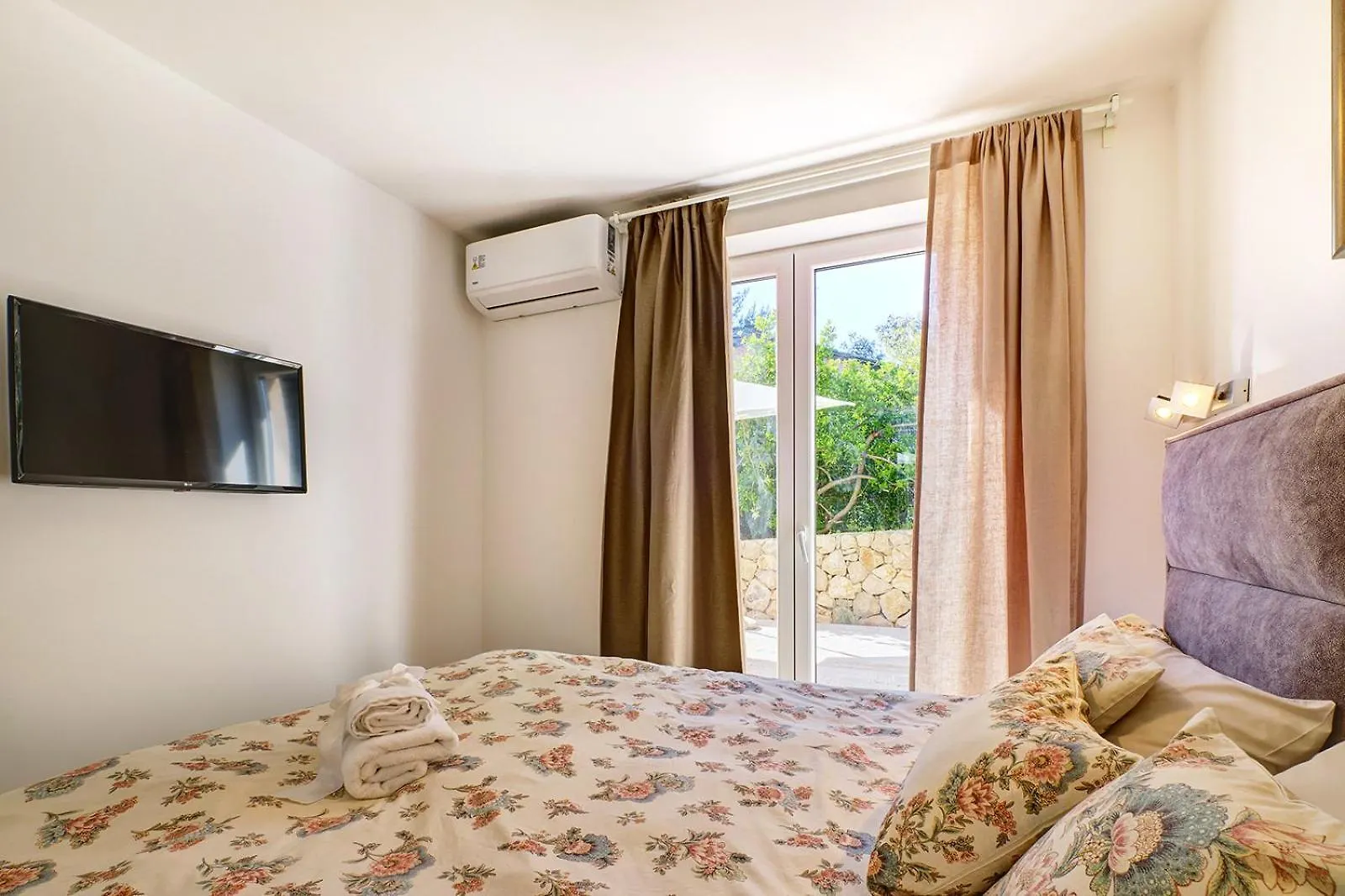 Villa Rita Artatore Мали-Лошинь Апартаменты